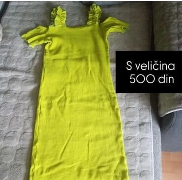 Haljine: Zelena haljina uskog kroja, dužine do kolena. Rukavi kratki, sa na lalafo.rs Haljine: Zelena haljina uskog kroja, dužine do kolena. Rukavi kratki, sa