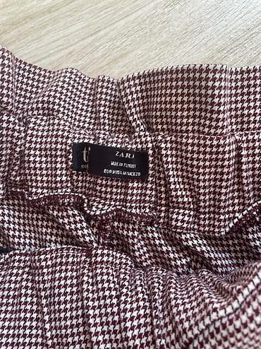 Zara kilote bordo bele siroka guma u struku, dubok model, stoje na lalafo.rs — 1 Zara kilote bordo bele siroka guma u struku, dubok model, stoje — 1