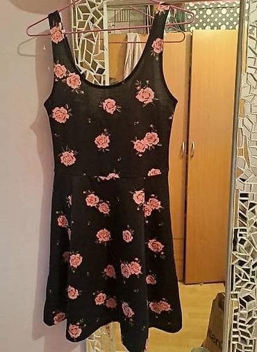 H&M letnja haljinica, velicina S. Kao nova! Samo prodaja. Snizeno at lalafo.rs H&M letnja haljinica, velicina S. Kao nova! Samo prodaja. Snizeno