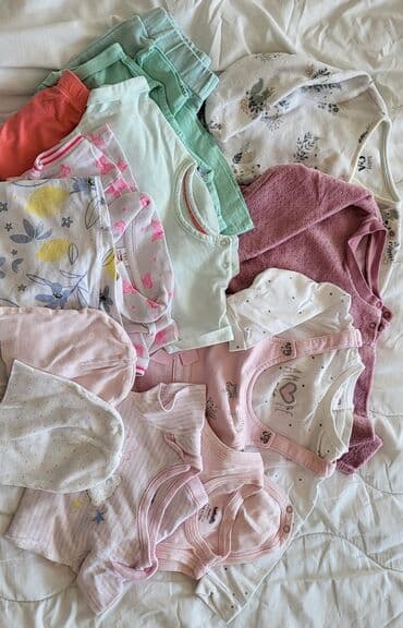 Paket: Bodiji, Za devojčice, uzrast: 3-6 meseci na lalafo.rs Paket: Bodiji, Za devojčice, uzrast: 3-6 meseci