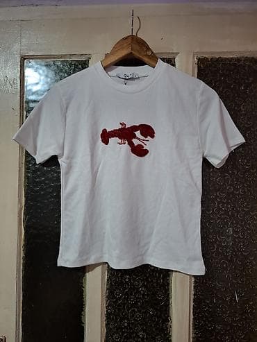 kom sa etiketom: Ženska majica kratkih rukava – Crep Woman Fashion - Boja: bela - at lalafo.rs — 6 kom sa etiketom: Ženska majica kratkih rukava – Crep Woman Fashion - Boja: bela - — 6