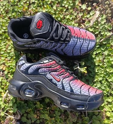 Ballet shoes: Tn decije
31-36
3500 din
sddk at lalafo.rs — 3 Ballet shoes: Tn decije
31-36
3500 din
sddk — 3