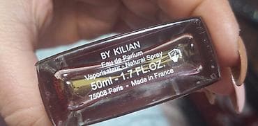 OGROMNO SNIZENJE -Cena maximalno spustena By Kilian – Rolling in Love na lalafo.rs — 4 OGROMNO SNIZENJE -Cena maximalno spustena By Kilian – Rolling in Love — 4