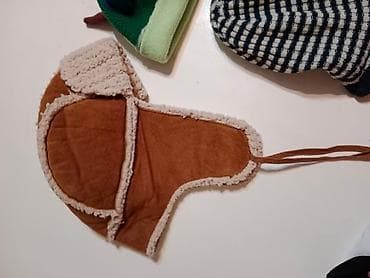 Zimske kape za decu može i za devojčice i za dečake Veličina 4-6 god na lalafo.rs — 5 Zimske kape za decu može i za devojčice i za dečake Veličina 4-6 god — 5