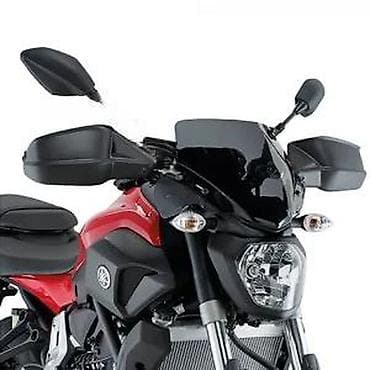 Transport: Crni vetrobran za motocikl sa dodatnim štitnicima za ruke. Vetrobran at lalafo.rs — 1 Transport: Crni vetrobran za motocikl sa dodatnim štitnicima za ruke. Vetrobran — 1