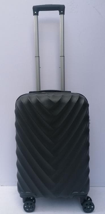 N O V O – HIT mali kofer ABS mod. 8006, crni - Materijal: ABS na lalafo.rs — 7 N O V O – HIT mali kofer ABS mod. 8006, crni - Materijal: ABS — 7