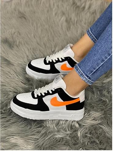 Ankle boots: Nike air force patike
Novo
Brojevi 36 do 40
fb Moja Kupovina 1 at lalafo.rs — 4 Ankle boots: Nike air force patike
Novo
Brojevi 36 do 40
fb Moja Kupovina 1 — 4