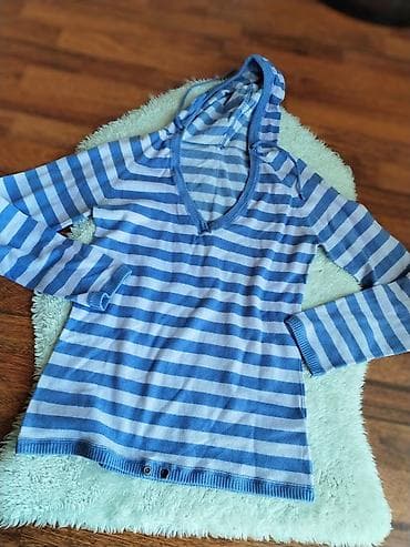 Ženske majice kratkih rukava – više modela - Crna majica sa printom na lalafo.rs — 8 Ženske majice kratkih rukava – više modela - Crna majica sa printom — 8