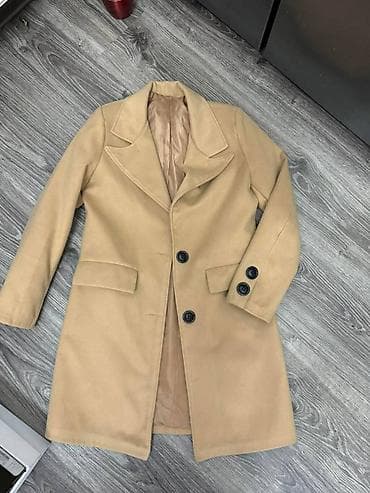 Lep, laganiji kaput, S veličine na lalafo.rs — 5 Lep, laganiji kaput, S veličine — 5