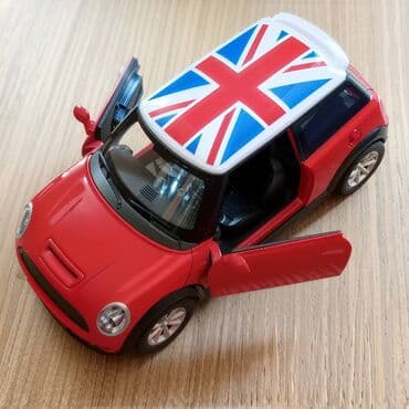 Autići: Nov metalni model automobila Mini Moris. Otvaraju mu se vrata, može da na lalafo.rs — 3 Autići: Nov metalni model automobila Mini Moris. Otvaraju mu se vrata, može da — 3