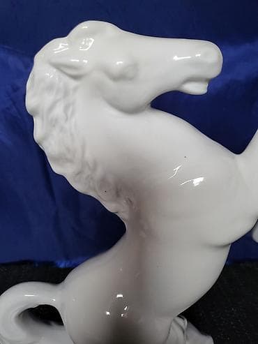 Ironing Boards: Color - White, New at lalafo.rs — 8 Ironing Boards: Color - White, New — 8