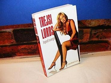 Trejsi lords ispod svega 2005 laguna stanje vrlo dobro na lalafo.rs Trejsi lords ispod svega 2005 laguna stanje vrlo dobro