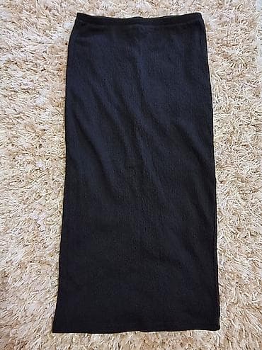 Skirts: H&M crna rebrasta suknja sa prorezom pozadi. - Veličina: EUR at lalafo.rs — 1 Skirts: H&M crna rebrasta suknja sa prorezom pozadi. - Veličina: EUR — 1