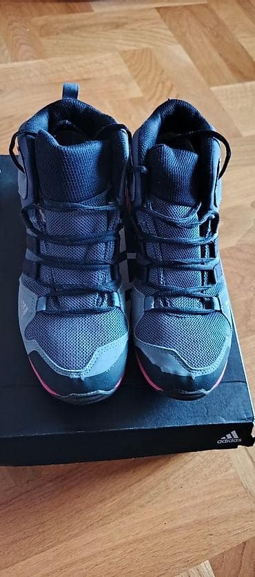 Cipele Adidas Terrex
35 1/2
Očuvane na lalafo.rs — 3 Cipele Adidas Terrex
35 1/2
Očuvane — 3