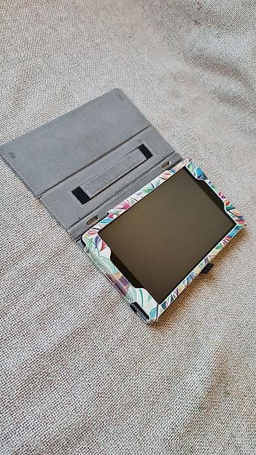 Amazon Fire tablet sa futrolom-stojem - Ekran oko 7 inča (format na lalafo.rs — 5 Amazon Fire tablet sa futrolom-stojem - Ekran oko 7 inča (format — 5