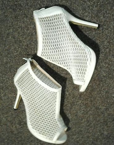 NEMAČKE prelepe polusandale model cipela, uvek aktuelan model, br.38 na lalafo.rs — 3 NEMAČKE prelepe polusandale model cipela, uvek aktuelan model, br.38 — 3