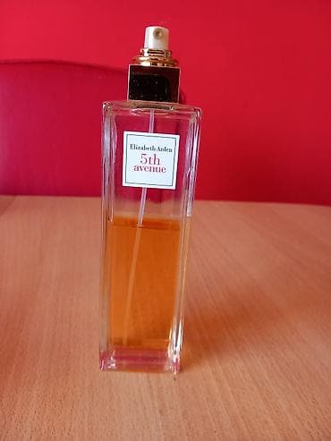 zenske original guess: Elizabeth Arden 5th Avenue – Eau de Parfum sprej za žene - Zapremina na lalafo.rs — 1 zenske original guess: Elizabeth Arden 5th Avenue – Eau de Parfum sprej za žene - Zapremina — 1