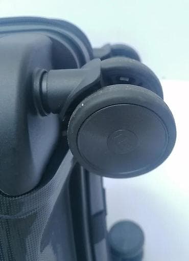 Watches: Tvrdi kofer na točkiće – kabinski format - Materijal: ABS/plastika sa at lalafo.rs — 4 Watches: Tvrdi kofer na točkiće – kabinski format - Materijal: ABS/plastika sa — 4