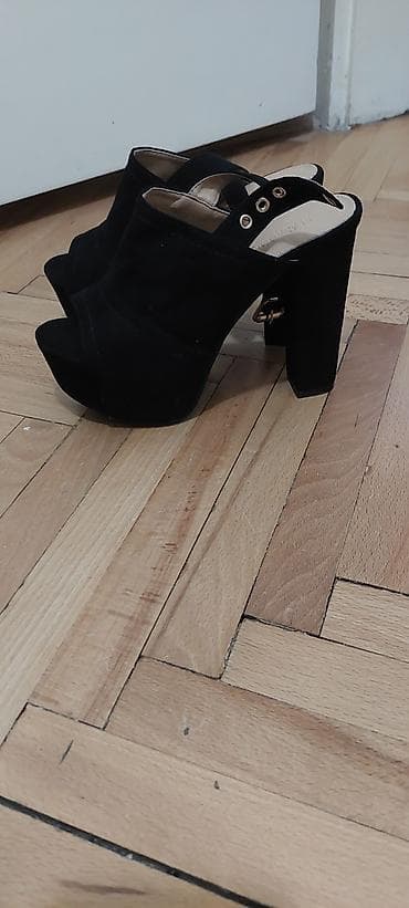 Nove sandale 36. Za dodatne informacije moze kontakt na lalafo.rs — 3 Nove sandale 36. Za dodatne informacije moze kontakt — 3