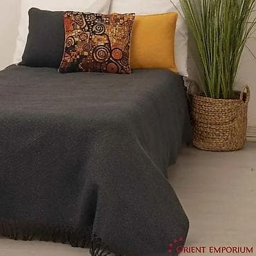 Prekrivač za krevet – jednostavan tkan, sa resama na ivicama - na lalafo.rs — 9 Prekrivač za krevet – jednostavan tkan, sa resama na ivicama - — 9