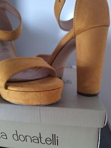 Women's Footwear: Sandale oker zute NOVE velur koza, Claudia Donateli sa stabilnom at lalafo.rs — 2 Women's Footwear: Sandale oker zute NOVE velur koza, Claudia Donateli sa stabilnom — 2