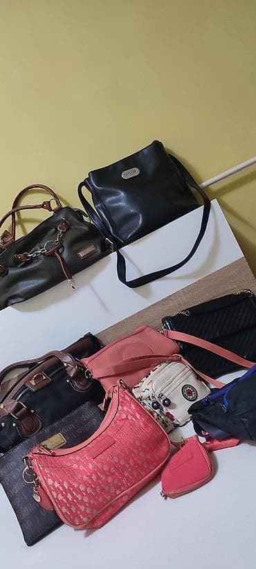 Tašnice moje .Cene od 700 do 2500 kožna crna Mango at lalafo.rs — 1 Tašnice moje .Cene od 700 do 2500 kožna crna Mango — 1