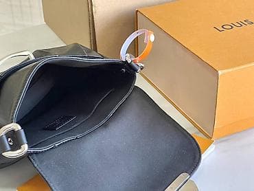 Louis Vuitton kožna torba – crna crossbody/satchel - Model sa at lalafo.rs — 2 Louis Vuitton kožna torba – crna crossbody/satchel - Model sa — 2