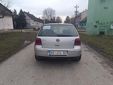 VW Golf IV 2000. g. 1,6 benzin 77KW registrovan do 11.11.2026. Motor at lalafo.rs — 9 VW Golf IV 2000. g. 1,6 benzin 77KW registrovan do 11.11.2026. Motor — 9