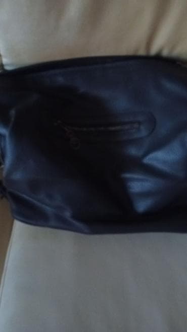 Ženska torba Pandora – crna, mekana eko koža sa efektnom teksturom at lalafo.rs — 2 Ženska torba Pandora – crna, mekana eko koža sa efektnom teksturom — 2