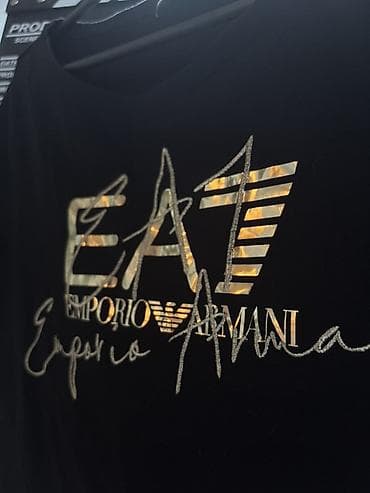 EA7 Emporio Armani ženska majica kratkih rukava Majica je original, S na lalafo.rs — 4 EA7 Emporio Armani ženska majica kratkih rukava Majica je original, S — 4