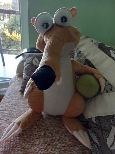 Igracka iz Ledenog Doba 4. Velika.Od mana ima samo neke dlacice koje na lalafo.rs Igracka iz Ledenog Doba 4. Velika.Od mana ima samo neke dlacice koje