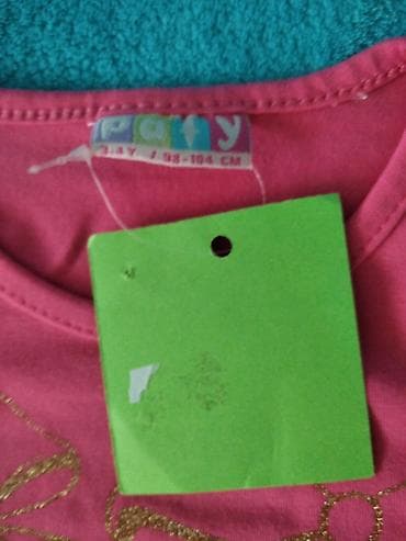 Novo sa etiketom
majica za devojcice
veličina 98-104 cm 3-4 god at lalafo.rs — 3 Novo sa etiketom
majica za devojcice
veličina 98-104 cm 3-4 god — 3