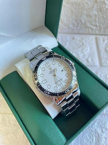 Cena:2900din (Samo sat)
3300din (Sat sa kutijom) na lalafo.rs — 7 Cena:2900din (Samo sat)
3300din (Sat sa kutijom) — 7