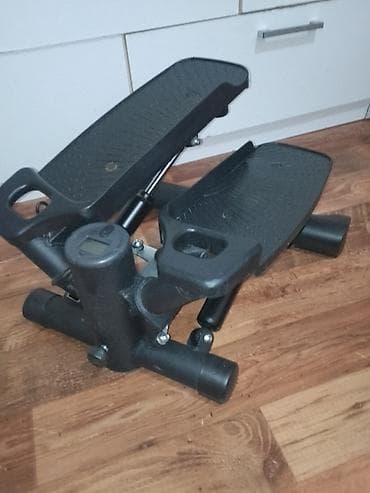 Mini stepper za kućni trening - Kompaktan stepper sa dve široke na lalafo.rs Mini stepper za kućni trening - Kompaktan stepper sa dve široke