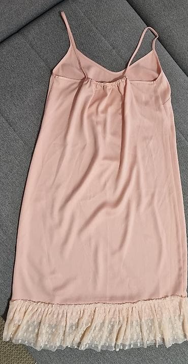 Prelepa satenska haljina poznatog brenda. Kupljena ovde ali je ipak na lalafo.rs — 6 Prelepa satenska haljina poznatog brenda. Kupljena ovde ali je ipak — 6