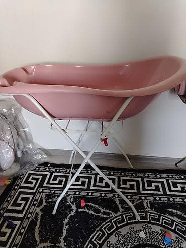 Korito i stalak za bebe devojcice malo koriscena kao nova ima za na lalafo.rs — 1 Korito i stalak za bebe devojcice malo koriscena kao nova ima za — 1