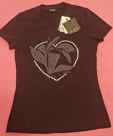 Liu Jo nova original majca. Vel. S. prepuna cirkona i prelepo sija. na at lalafo.rs — 1 Liu Jo nova original majca. Vel. S. prepuna cirkona i prelepo sija. na — 1