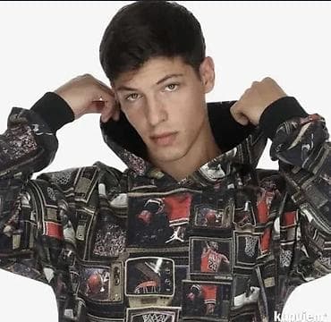 Workwear: JORDAN Brooklyn Fleece AOP Pullover Hoodie vel. M NOVO
HV Oversized at lalafo.rs — 2 Workwear: JORDAN Brooklyn Fleece AOP Pullover Hoodie vel. M NOVO
HV Oversized — 2