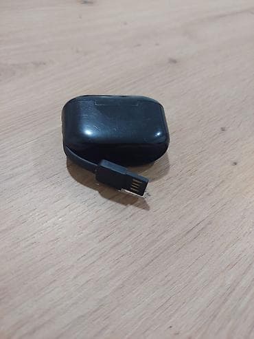 Jlab slušalice za telefon, kupljene pre 2 godine, u dobrom su stanju at lalafo.rs — 4 Jlab slušalice za telefon, kupljene pre 2 godine, u dobrom su stanju — 4