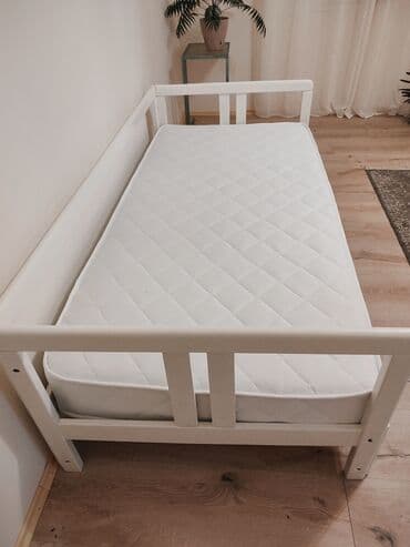 Beli drveni krevet sa dušekom, idealan za dečije sobe, gostinske sobe na lalafo.rs Beli drveni krevet sa dušekom, idealan za dečije sobe, gostinske sobe