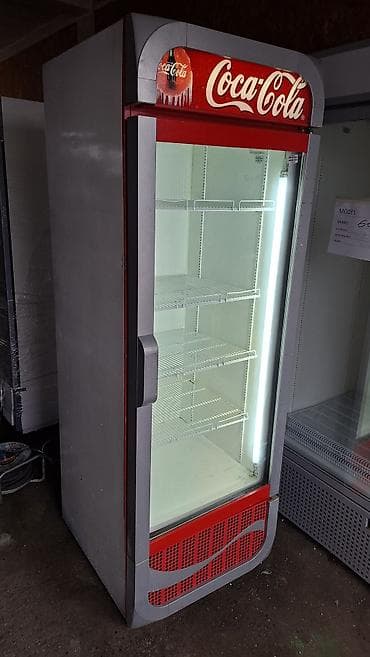 650 litara Komercijalni rashladni vitrina – Coca‑Cola brendirana - na lalafo.rs 650 litara Komercijalni rashladni vitrina – Coca‑Cola brendirana -
