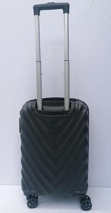 Travel suitcases and bags: Tvrdi kofer na točkiće – kabinski format - Materijal: čvrsta at lalafo.rs — 6 Travel suitcases and bags: Tvrdi kofer na točkiće – kabinski format - Materijal: čvrsta — 6