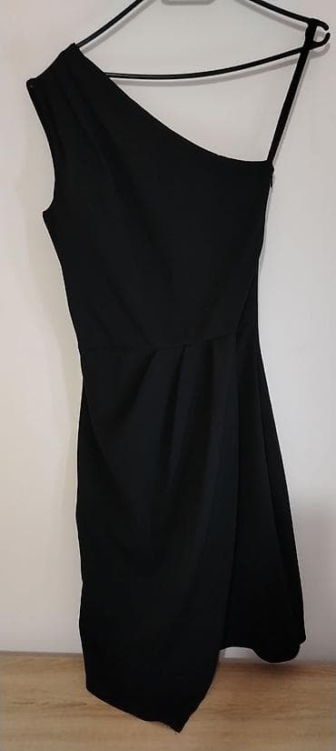 Set garderobe – 4 komada 1) Crne farmerke sa blagim zvonom - Klasičan na lalafo.rs — 10 Set garderobe – 4 komada 1) Crne farmerke sa blagim zvonom - Klasičan — 10