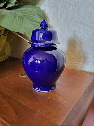 Cup porcelan,kobalt,rucno oslikan Japan - Kina iz 70ih. Cup saranja na lalafo.rs — 5 Cup porcelan,kobalt,rucno oslikan Japan - Kina iz 70ih. Cup saranja — 5