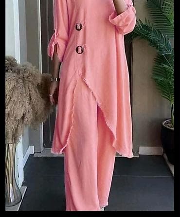 Za dame sa stilom
Predivni kompleti
Cena 3000
Vel. do 3xl
V24 na lalafo.rs — 4 Za dame sa stilom
Predivni kompleti
Cena 3000
Vel. do 3xl
V24 — 4