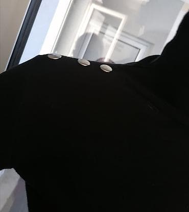 Rolka pamuk elastin
Sa nitnama na rukavima i ramenima
Vel S M at lalafo.rs — 5 Rolka pamuk elastin
Sa nitnama na rukavima i ramenima
Vel S M — 5