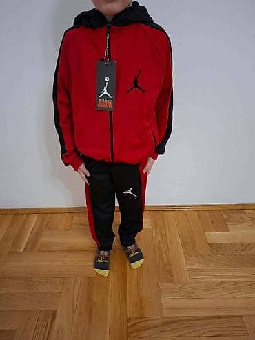 Dečiji trenerka komplet sa kapuljačom Dostupne veličine: 4, 6, 8, 10 at lalafo.rs — 1 Dečiji trenerka komplet sa kapuljačom Dostupne veličine: 4, 6, 8, 10 — 1