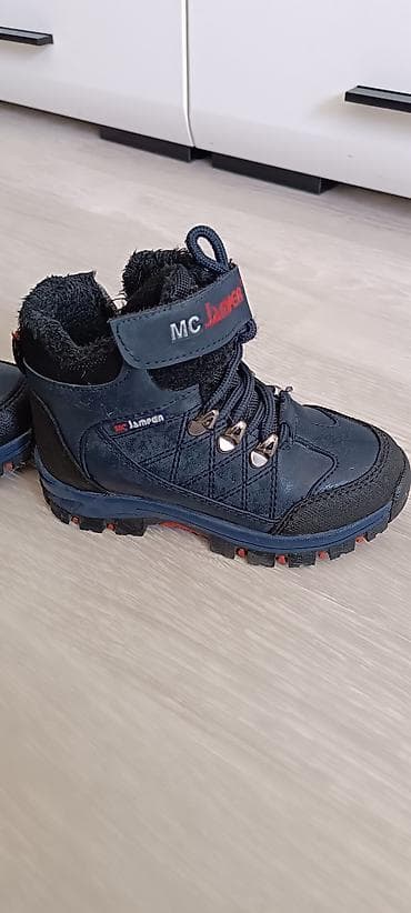 MC Jamper cipele, broj 29, malo nošene, veoma očuvane na lalafo.rs — 2 MC Jamper cipele, broj 29, malo nošene, veoma očuvane — 2