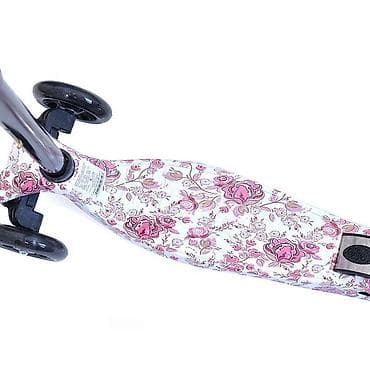Deciji trotinet sa tri točka – floralni dizajn - Stabilna trotočkaška na lalafo.rs Deciji trotinet sa tri točka – floralni dizajn - Stabilna trotočkaška