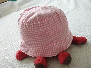 Hats, scarves and gloves: HM šeširić za male devojčice Veličina 52 cm obim glave Cena 300 din at lalafo.rs — 8 Hats, scarves and gloves: HM šeširić za male devojčice Veličina 52 cm obim glave Cena 300 din — 8